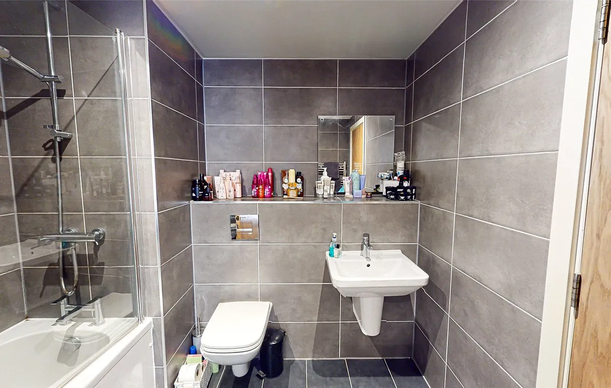 2 bedroom apartment for sale - Bentley Hurst