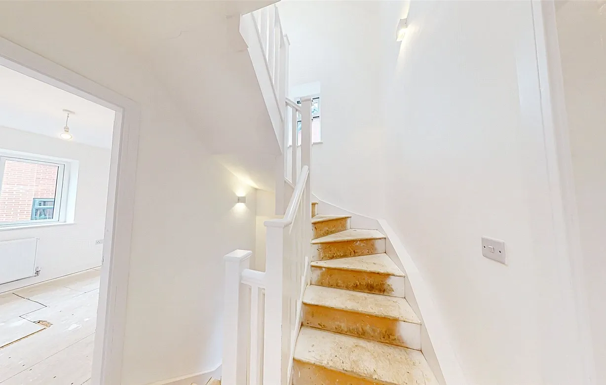 4 bedroom house for sale - Bentley Hurst