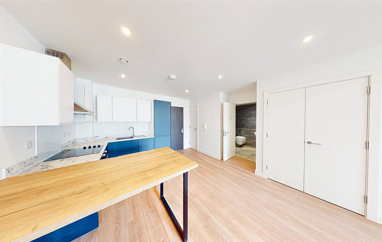 2 bedroom apartment to rent - Bentley Hurst