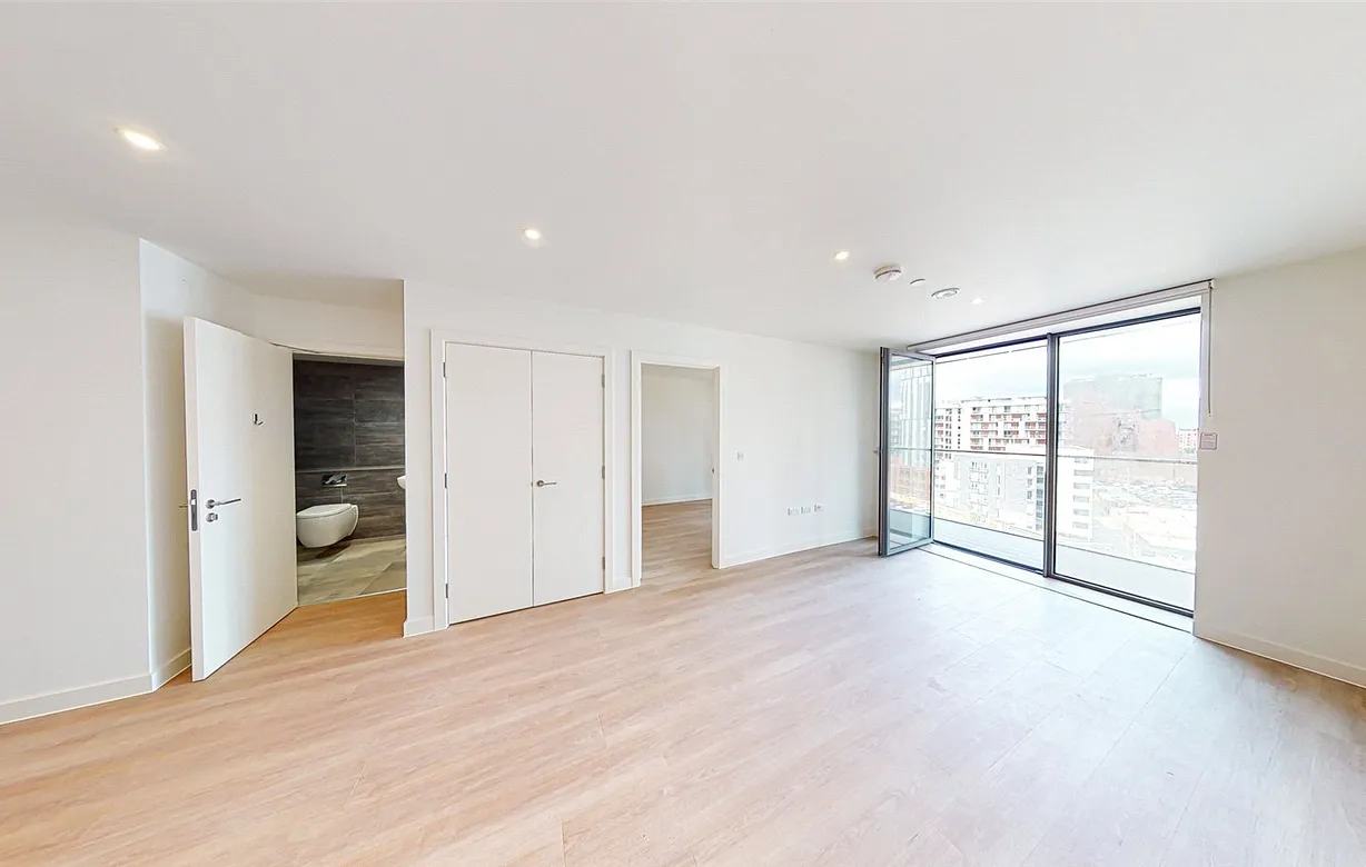 2 bedroom apartment to rent - Bentley Hurst