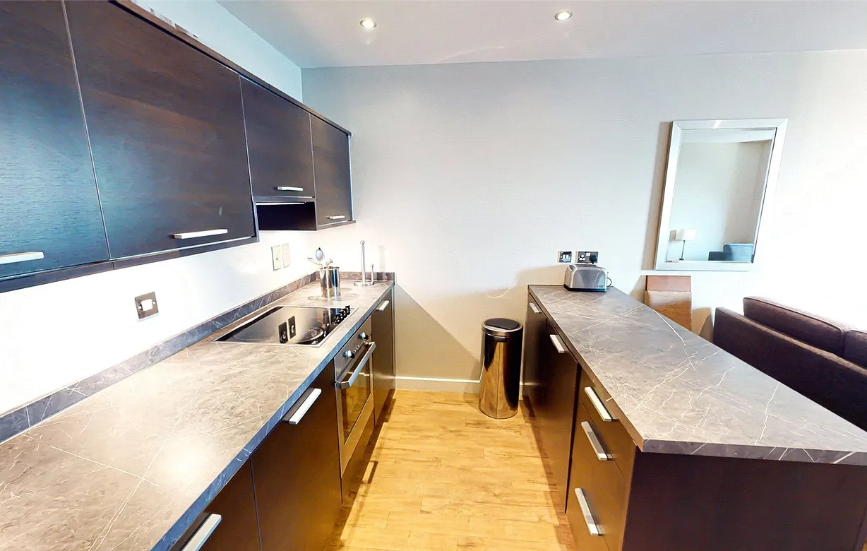 2 bedroom apartment to rent - Bentley Hurst