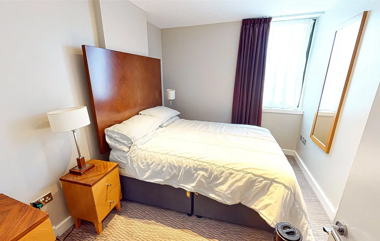 2 bedroom apartment to rent - Bentley Hurst