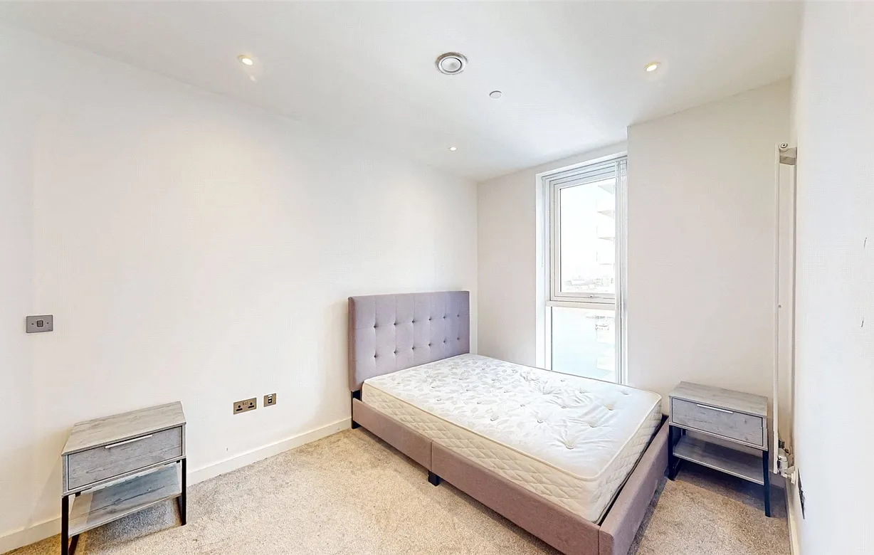 2 bedroom apartment to rent - Bentley Hurst