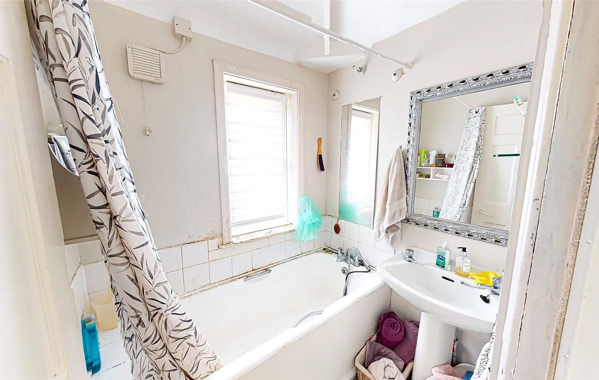 2 bedroom apartment for sale - Bentley Hurst