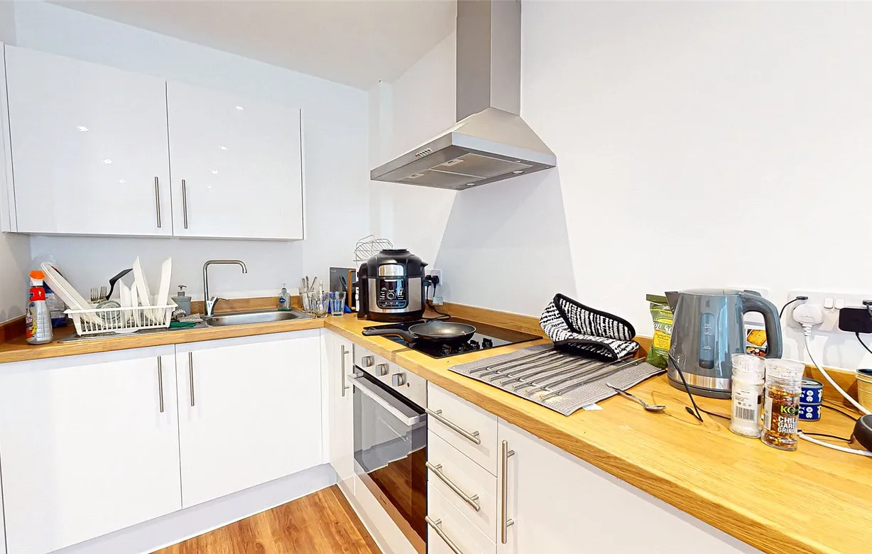 1 bedroom apartment for sale - Bentley Hurst