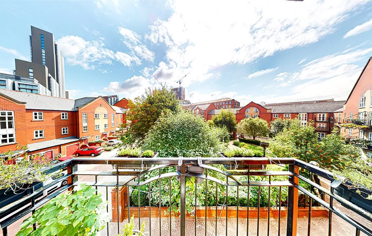 1 bedroom apartment for sale - Bentley Hurst
