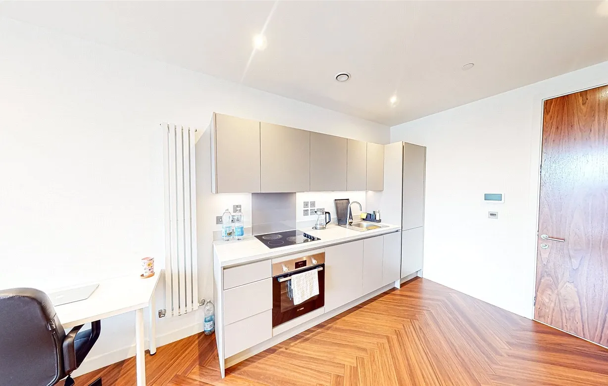 1 bedroom apartment to rent - Bentley Hurst