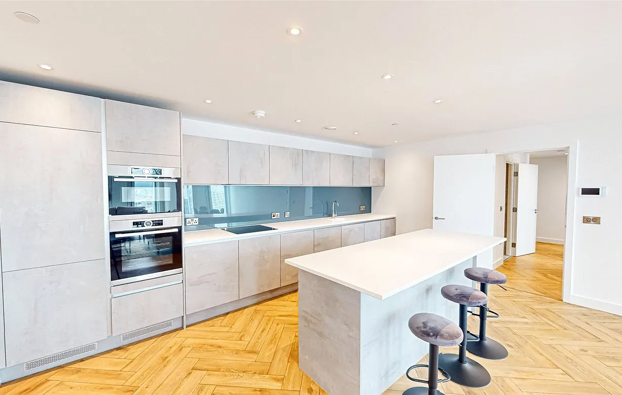 2 bedroom apartment to rent - Bentley Hurst