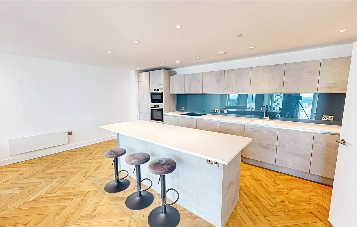 2 bedroom apartment to rent - Bentley Hurst