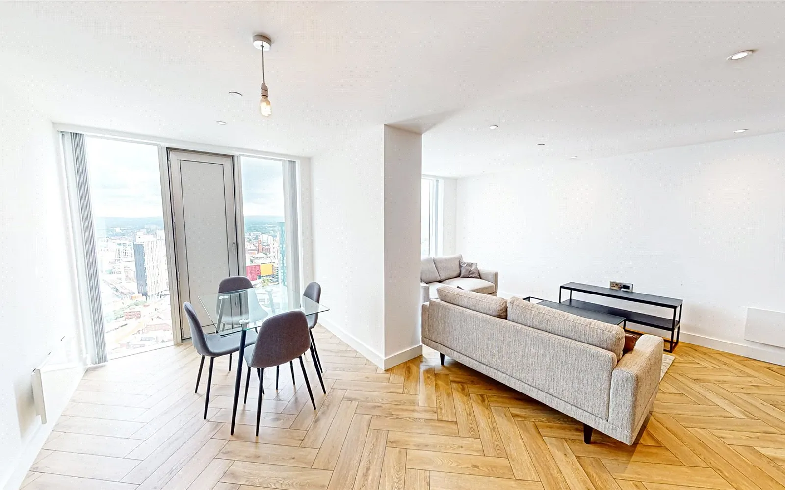 2 bedroom apartment to rent - Bentley Hurst