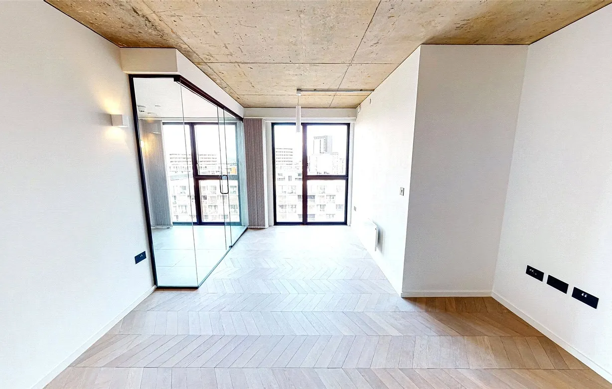 2 bedroom apartment to rent - Bentley Hurst