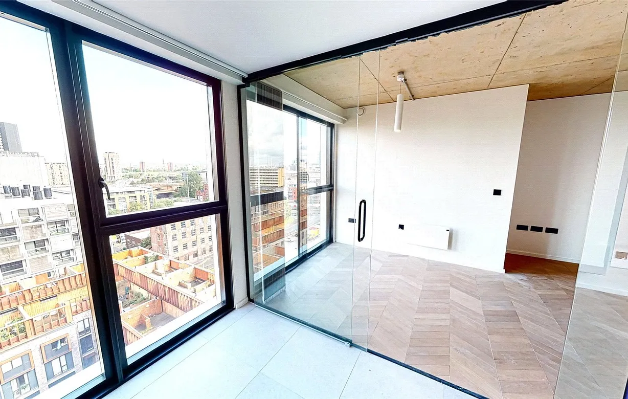 2 bedroom apartment to rent - Bentley Hurst