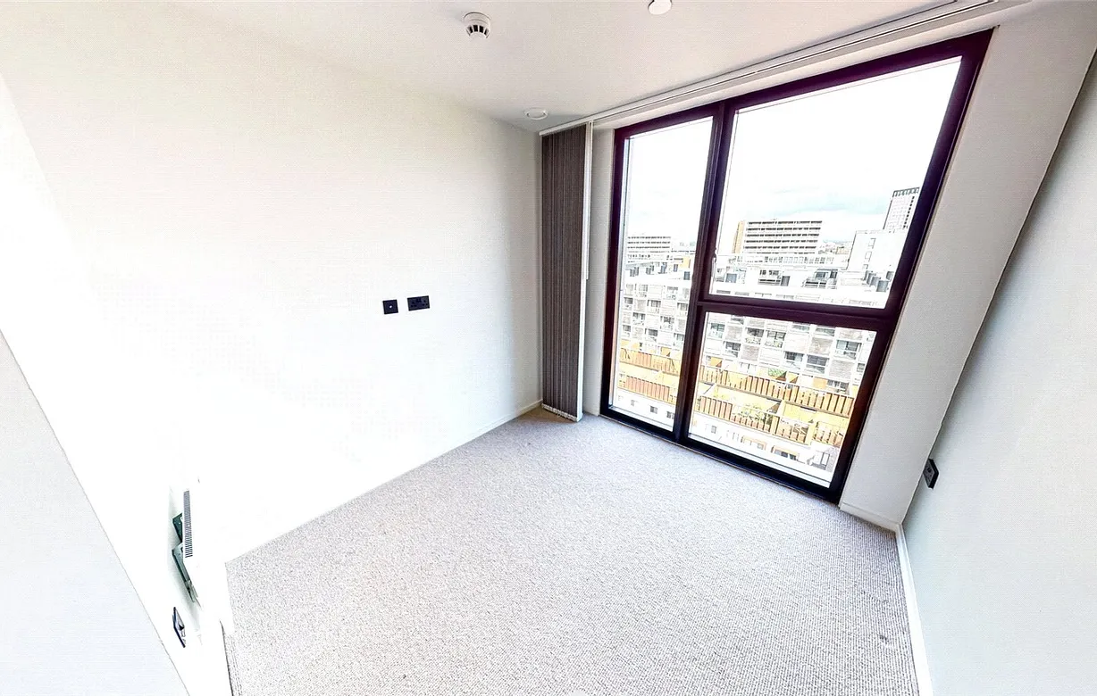 2 bedroom apartment to rent - Bentley Hurst