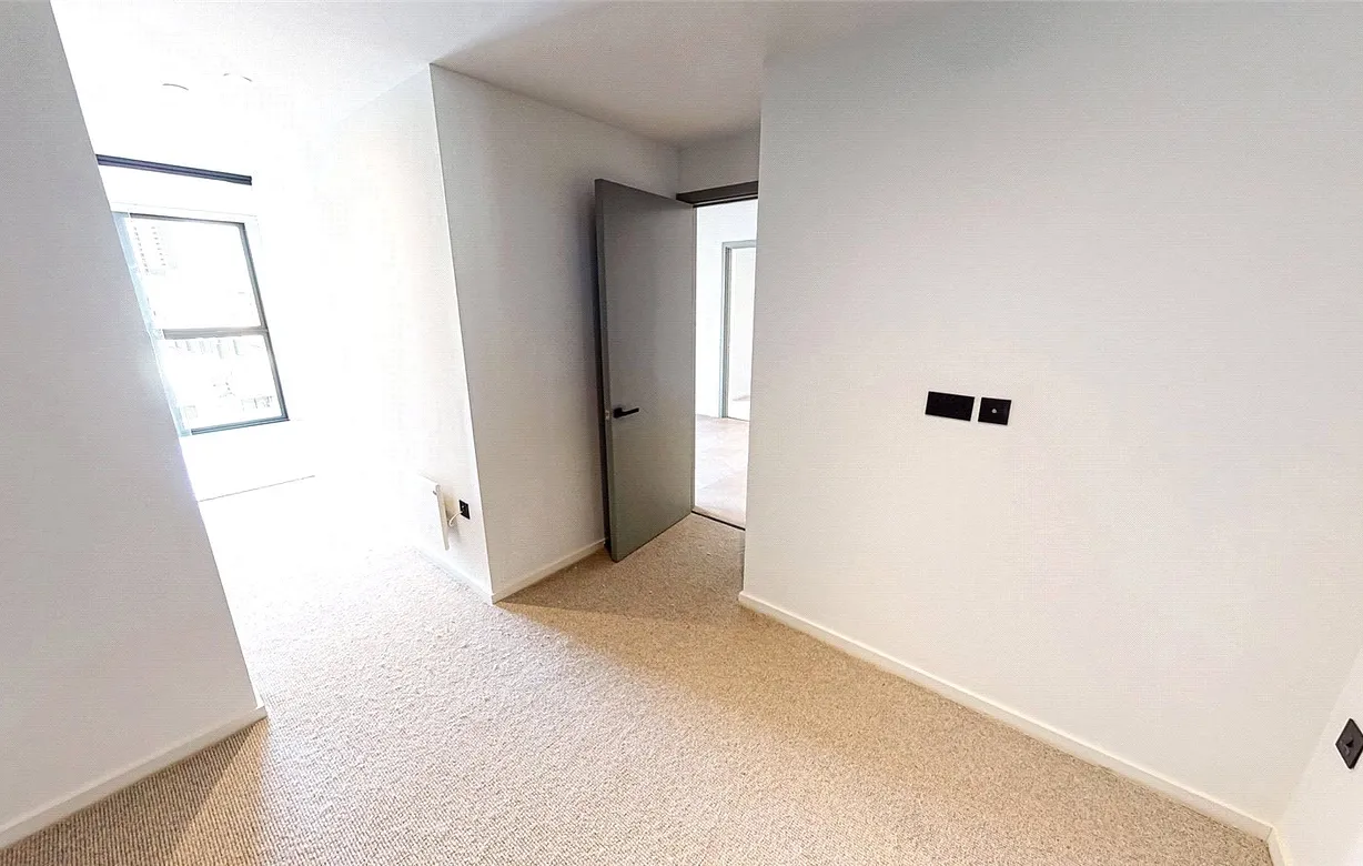 2 bedroom apartment to rent - Bentley Hurst