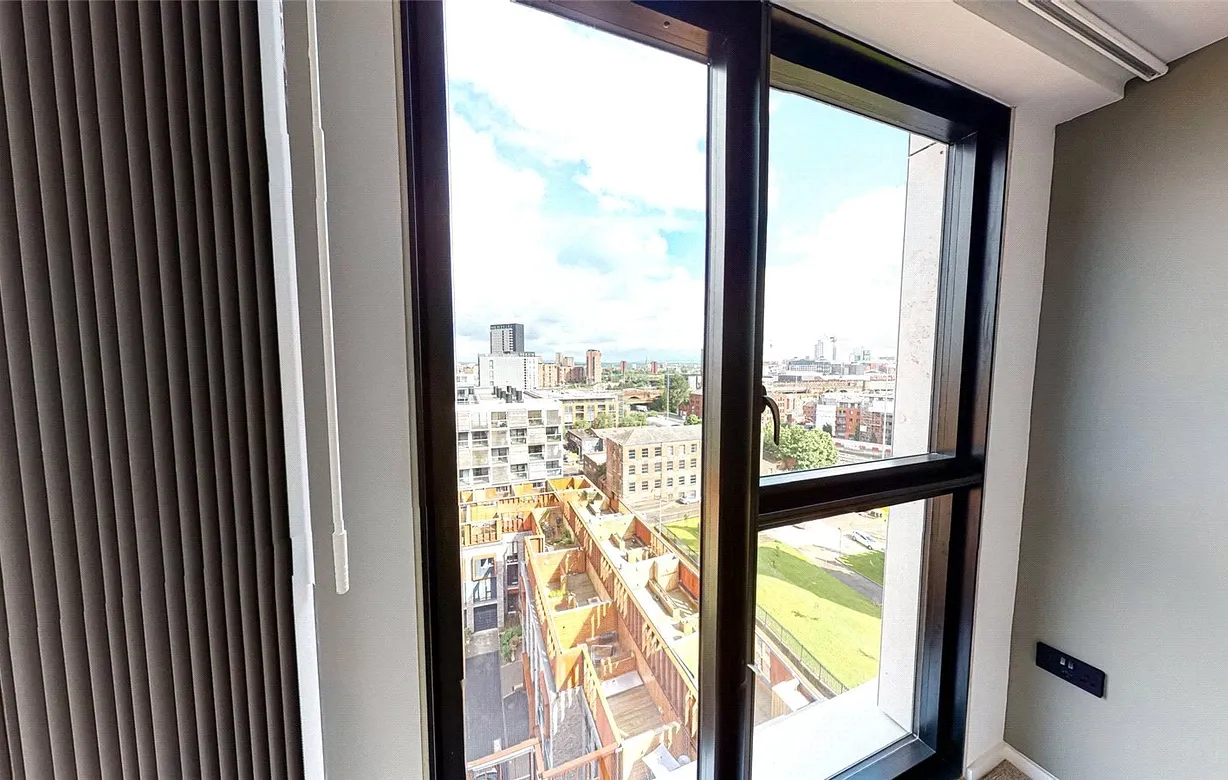 2 bedroom apartment to rent - Bentley Hurst