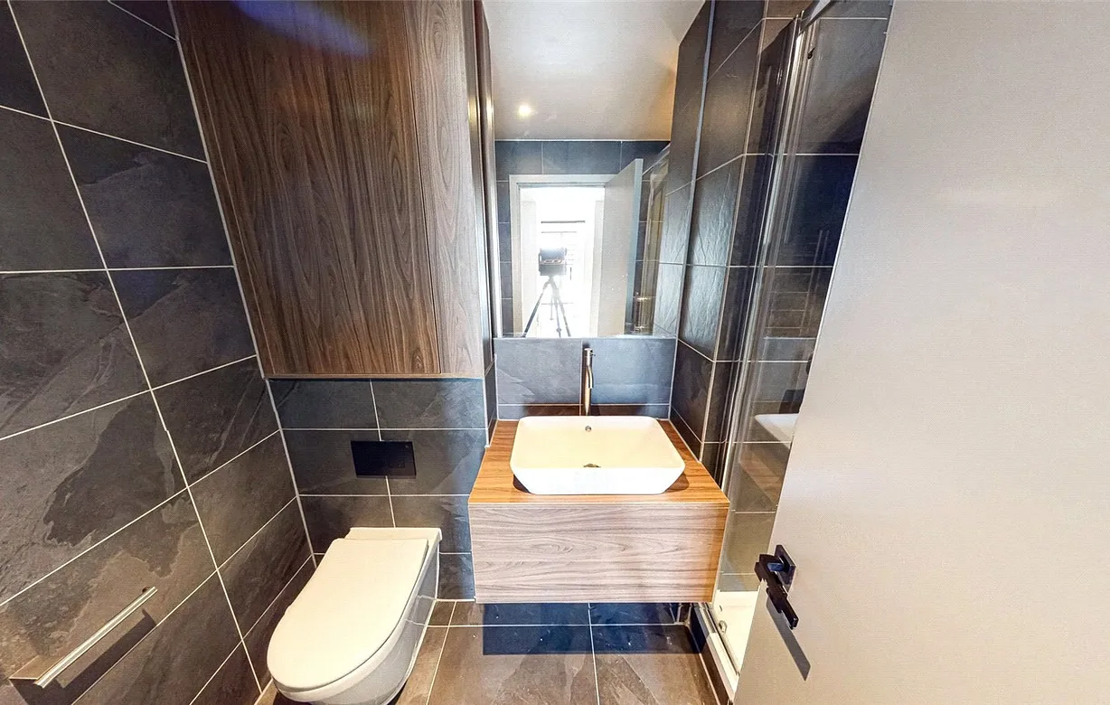 2 bedroom apartment to rent - Bentley Hurst