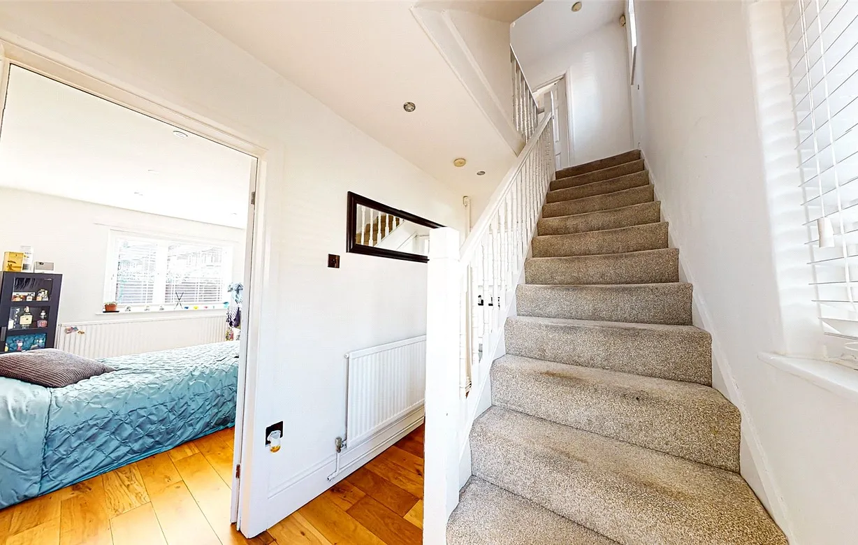 3 bedroom house for sale - Bentley Hurst