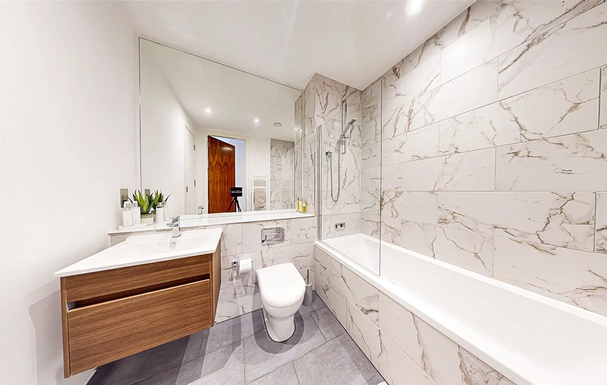 2 bedroom apartment for sale - Bentley Hurst