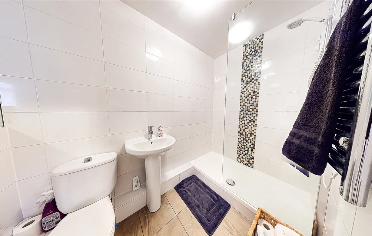 2 bedroom apartment for sale - Bentley Hurst