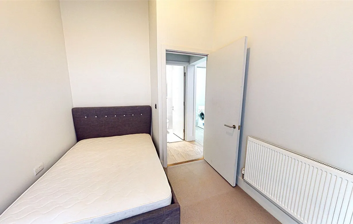 2 bedroom house to rent - Bentley Hurst