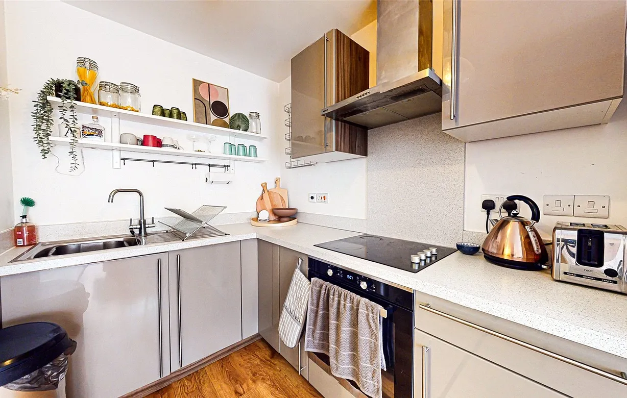 1 bedroom apartment for sale - Bentley Hurst