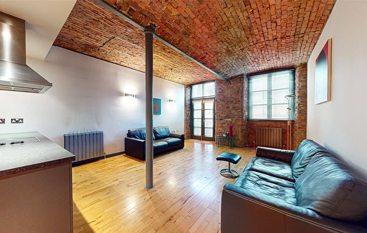 2 bedroom apartment for sale - Bentley Hurst