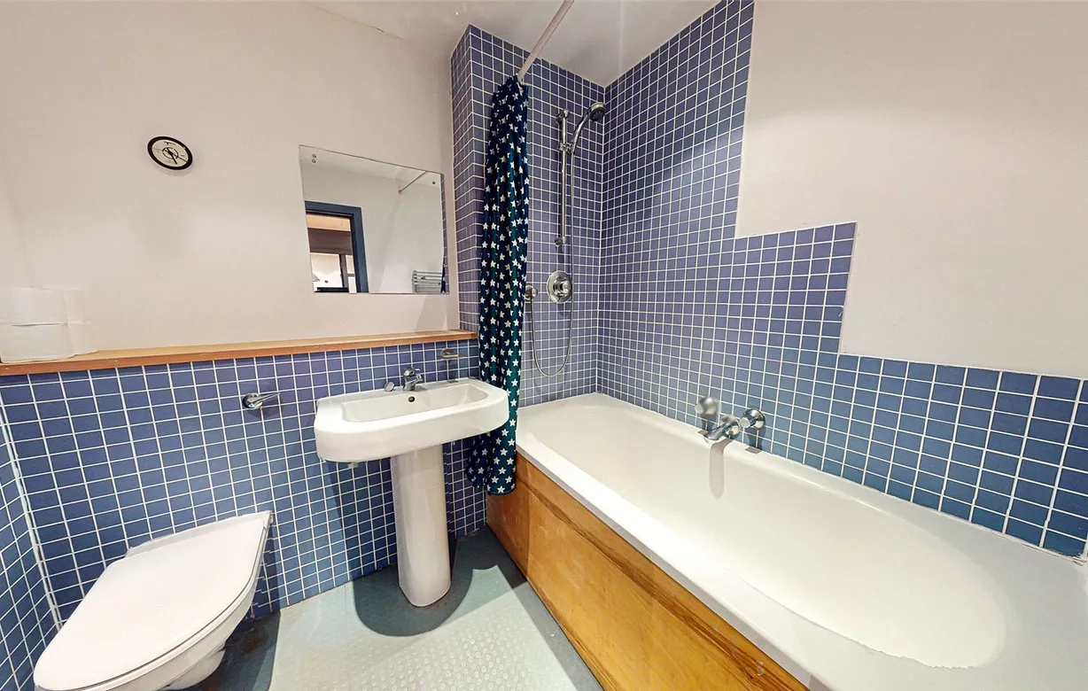 2 bedroom apartment for sale - Bentley Hurst