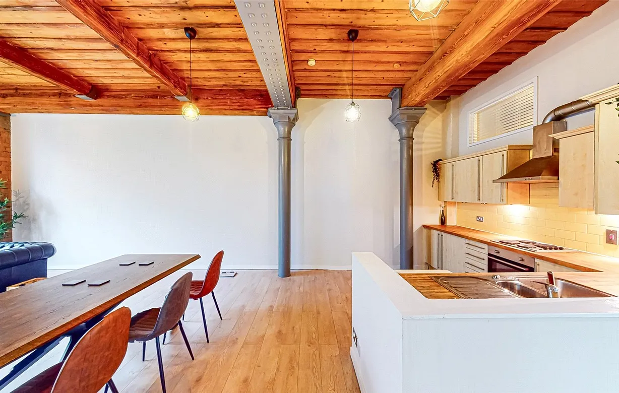 2 bedroom apartment to rent - Bentley Hurst