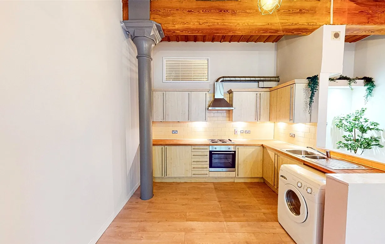 2 bedroom apartment to rent - Bentley Hurst