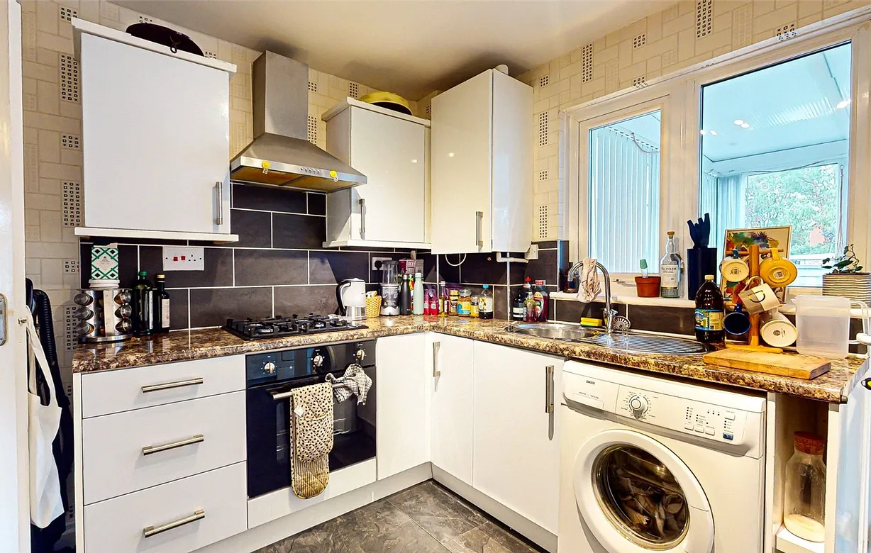 2 bedroom house for sale - Bentley Hurst