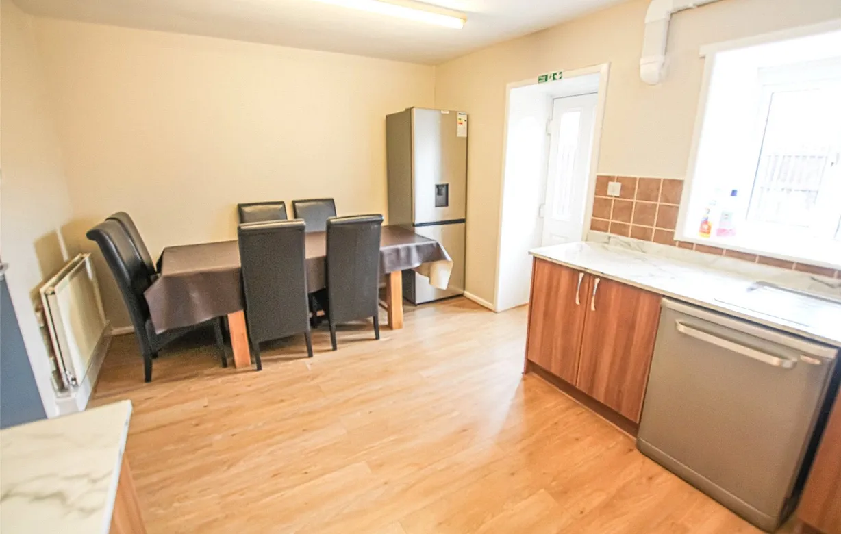 4 bedroom house to rent - Bentley Hurst