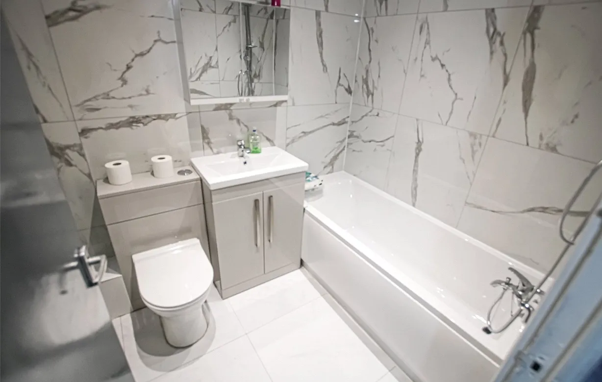 4 bedroom house to rent - Bentley Hurst