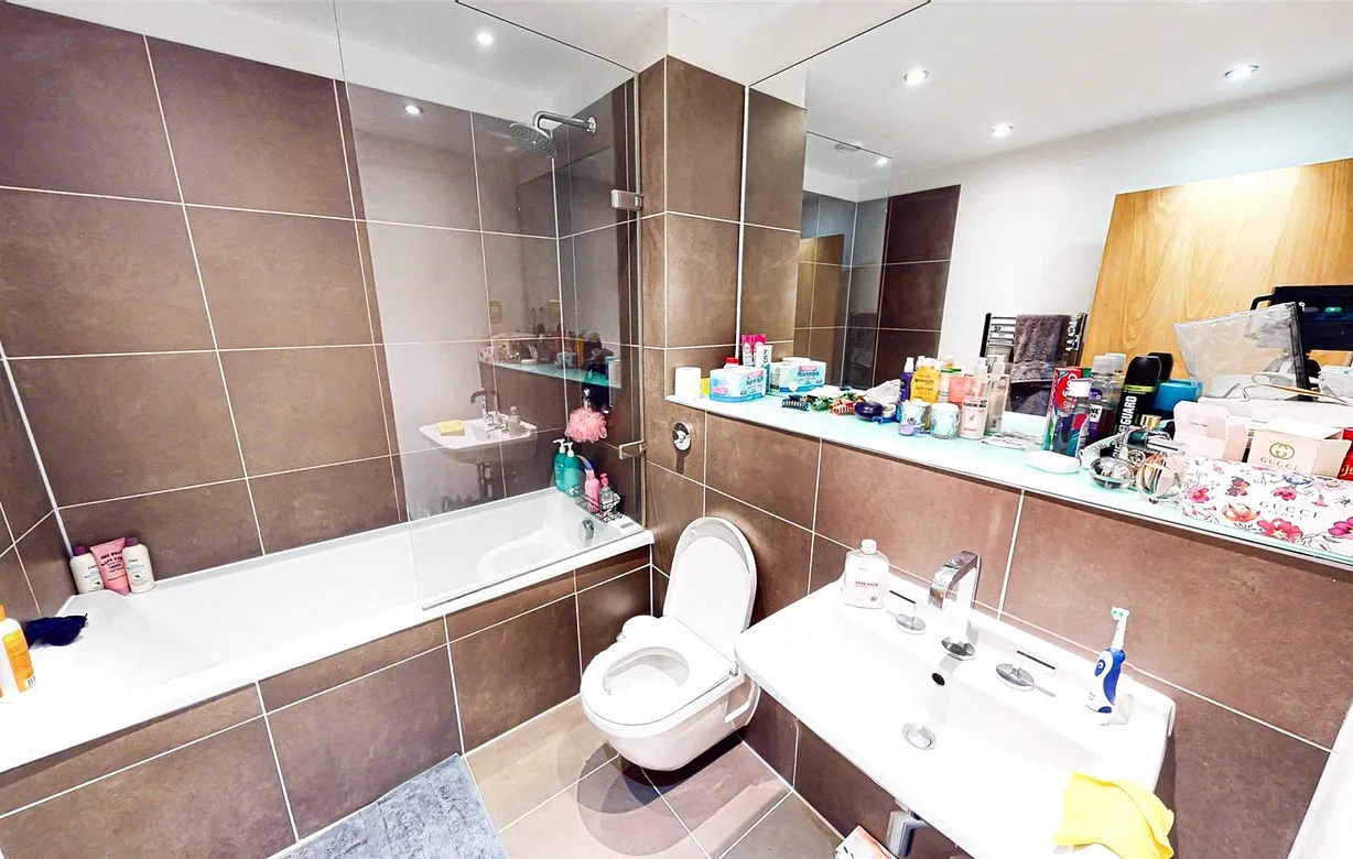 2 bedroom apartment to rent - Bentley Hurst