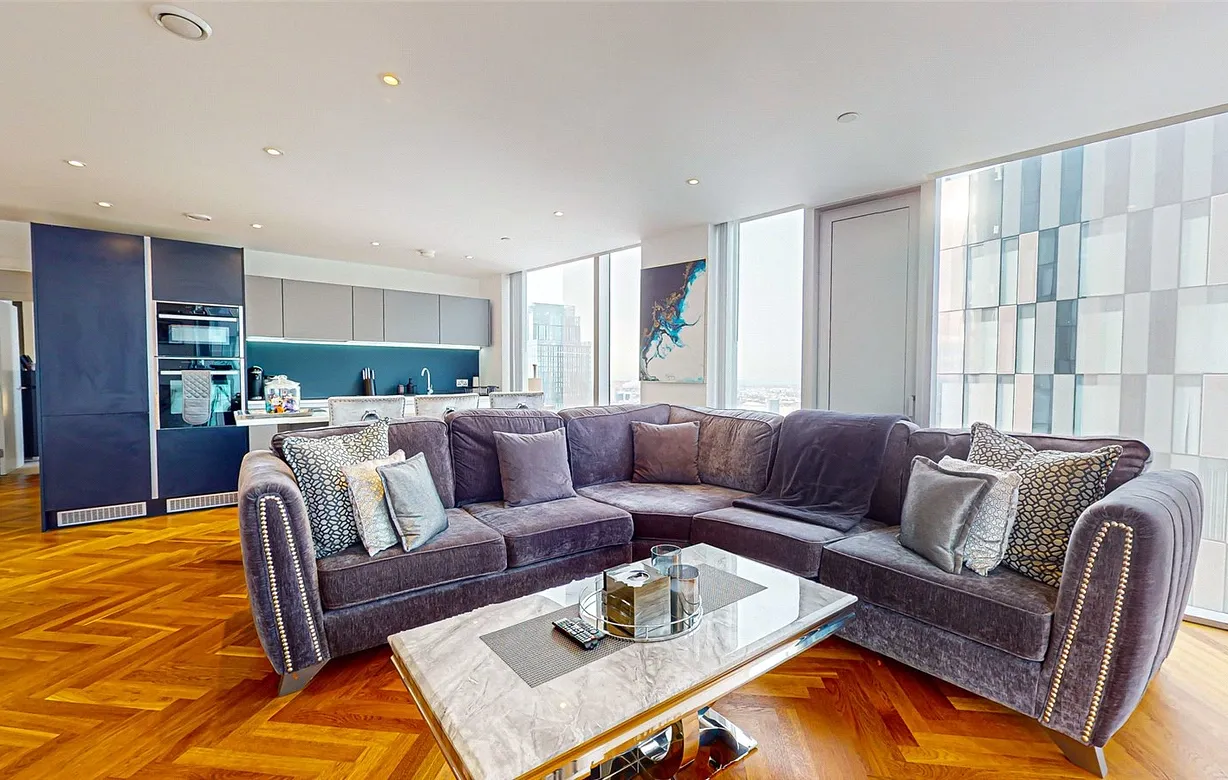 2 bedroom apartment for sale - Bentley Hurst