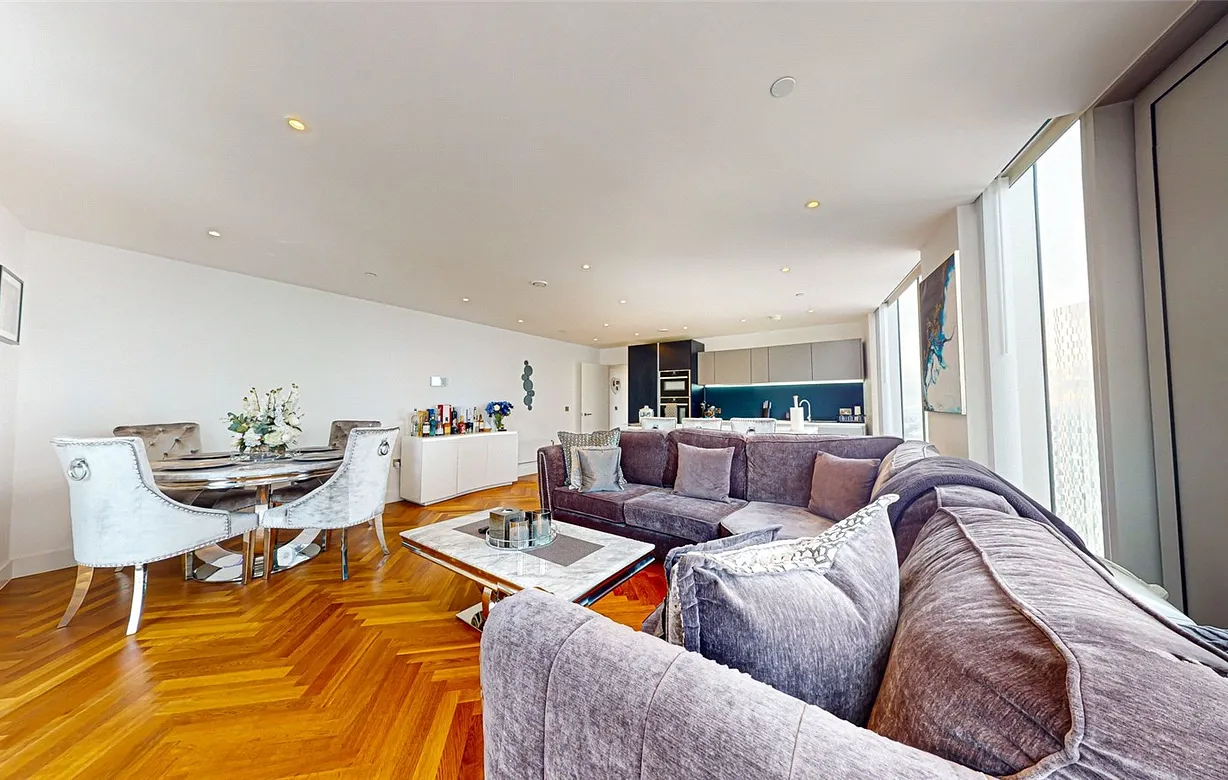 2 bedroom apartment for sale - Bentley Hurst