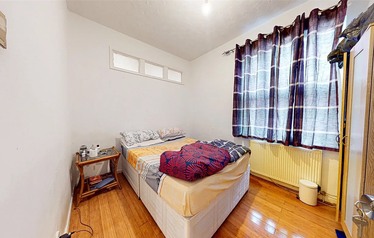 2 bedroom house for sale - Bentley Hurst