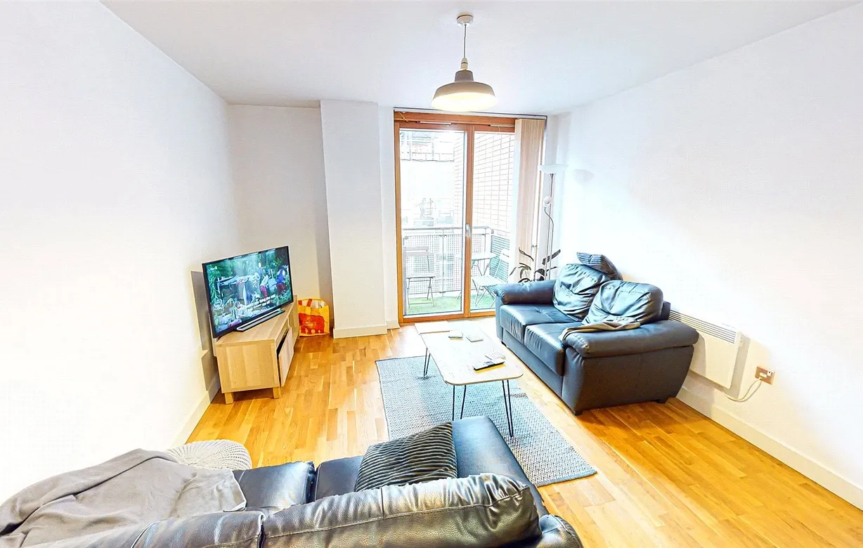 2 bedroom apartment to rent - Bentley Hurst