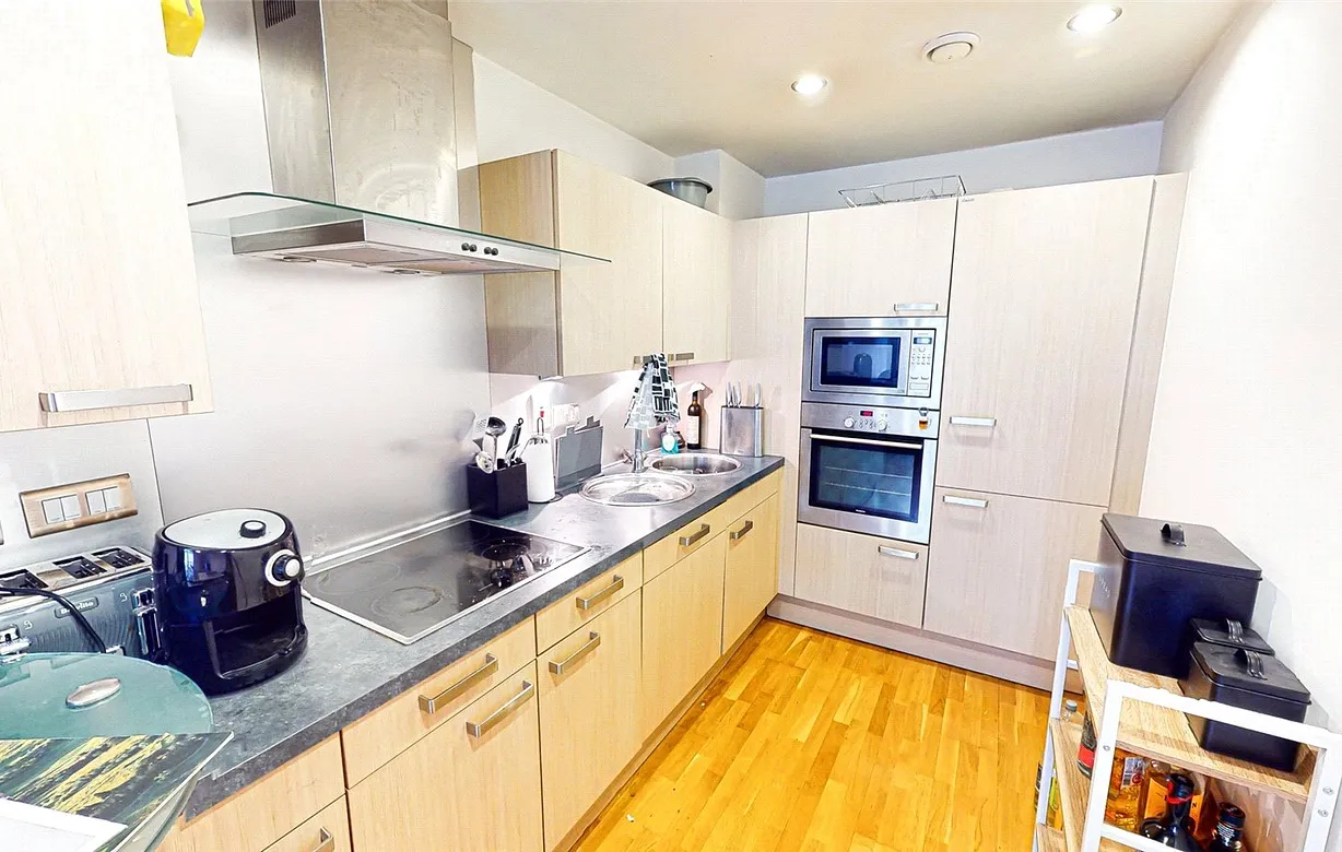 2 bedroom apartment to rent - Bentley Hurst