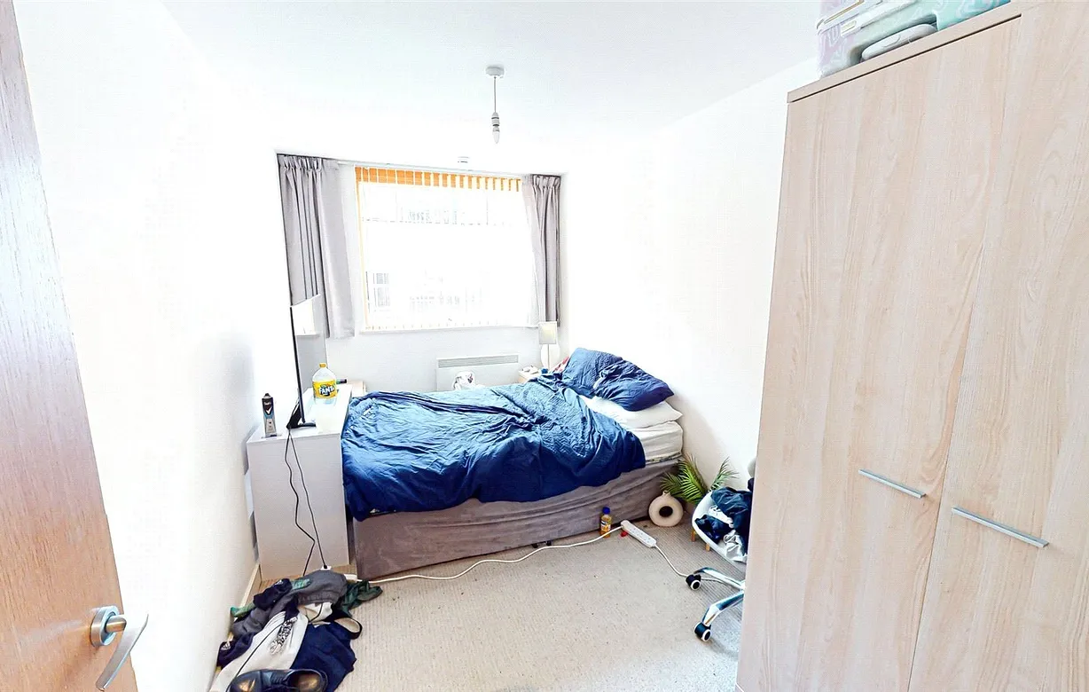 2 bedroom apartment to rent - Bentley Hurst