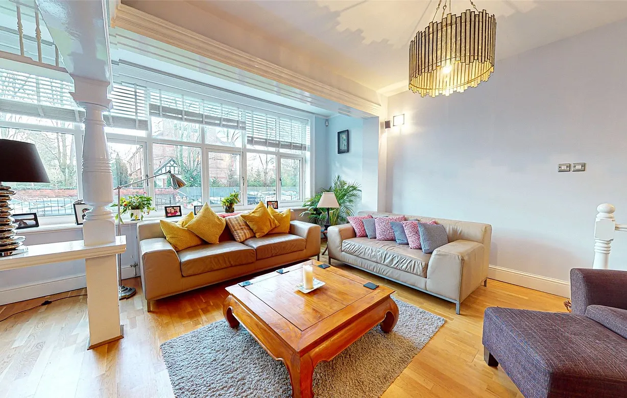 2 bedroom apartment for sale - Bentley Hurst