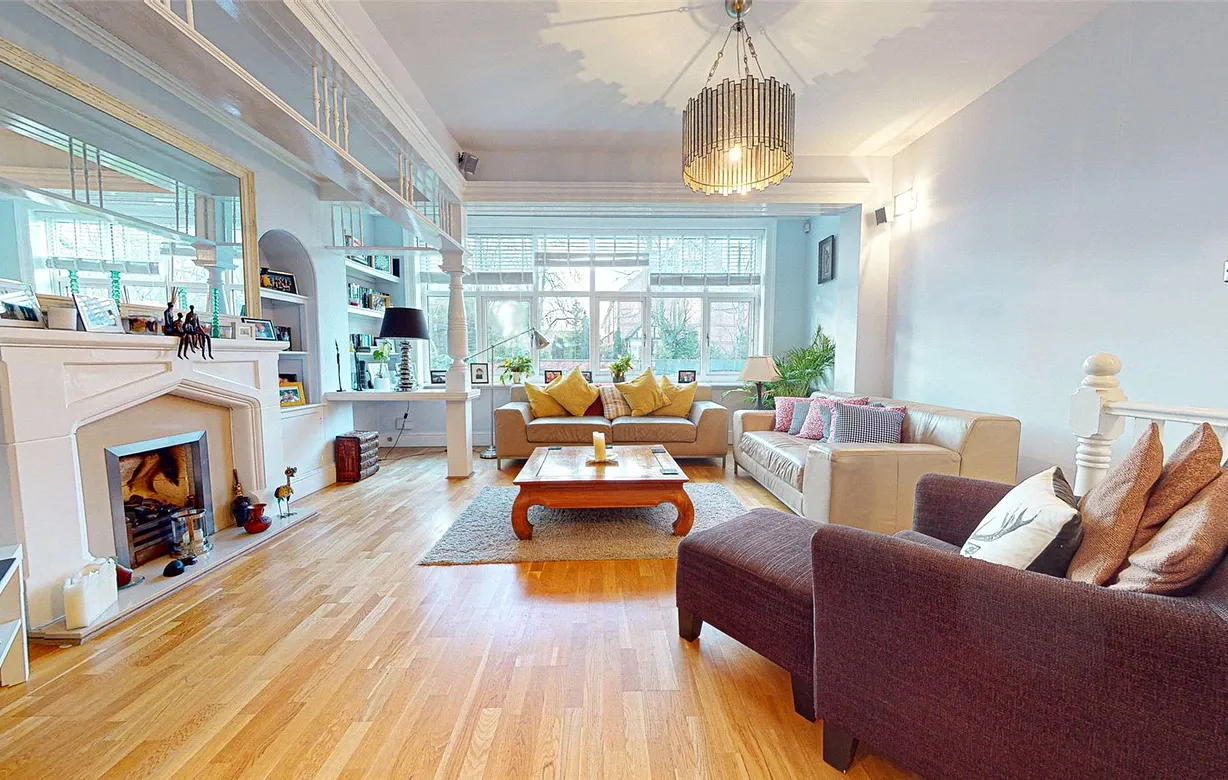 2 bedroom apartment for sale - Bentley Hurst