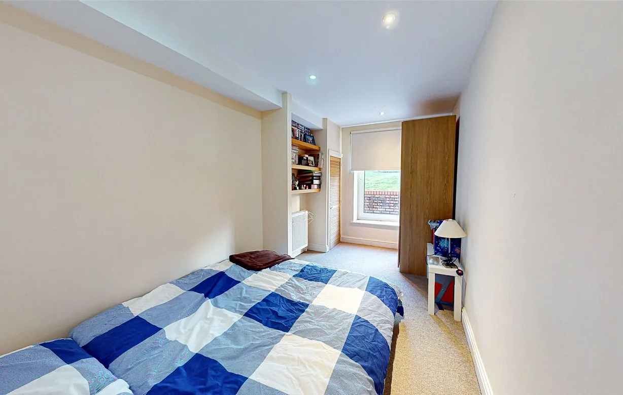 2 bedroom apartment for sale - Bentley Hurst