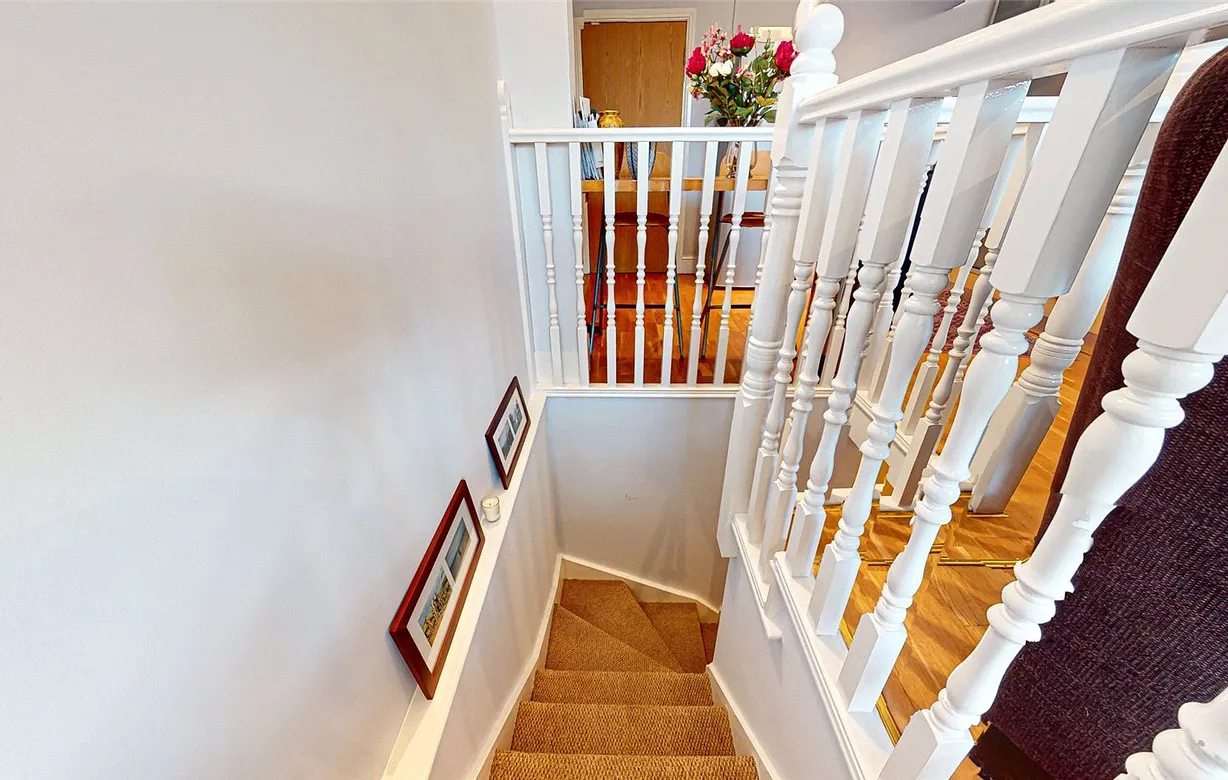2 bedroom apartment for sale - Bentley Hurst