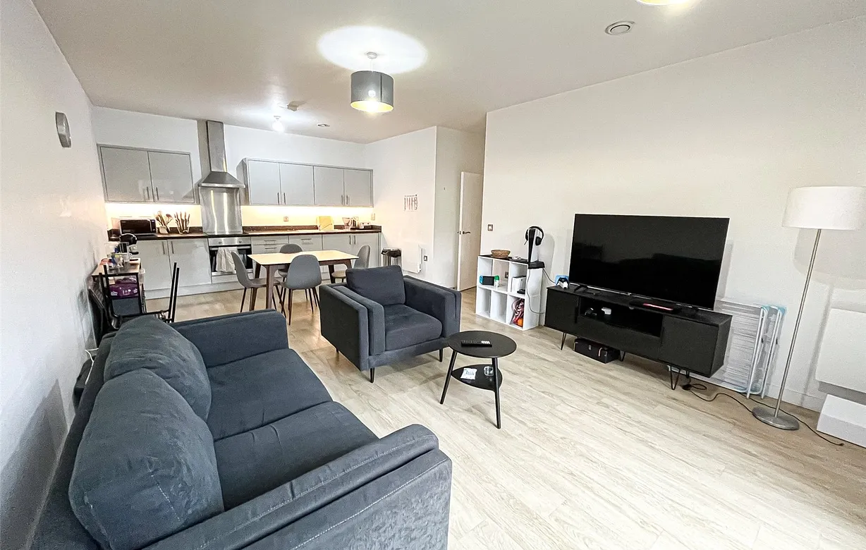2 bedroom apartment to rent - Bentley Hurst