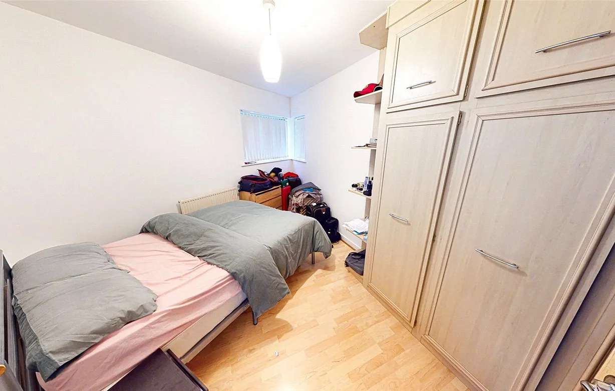 2 bedroom apartment to rent - Bentley Hurst