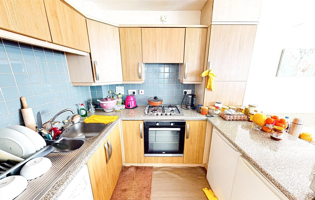 2 bedroom apartment to rent - Bentley Hurst