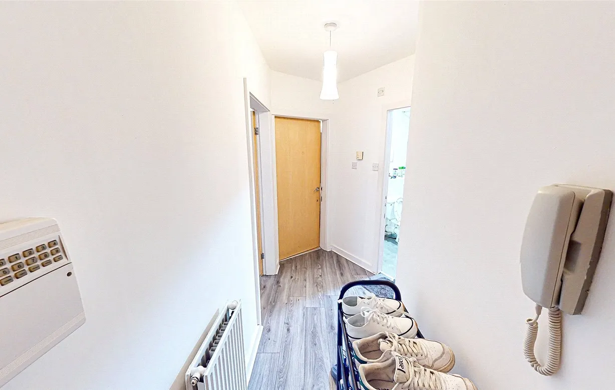 2 bedroom apartment to rent - Bentley Hurst