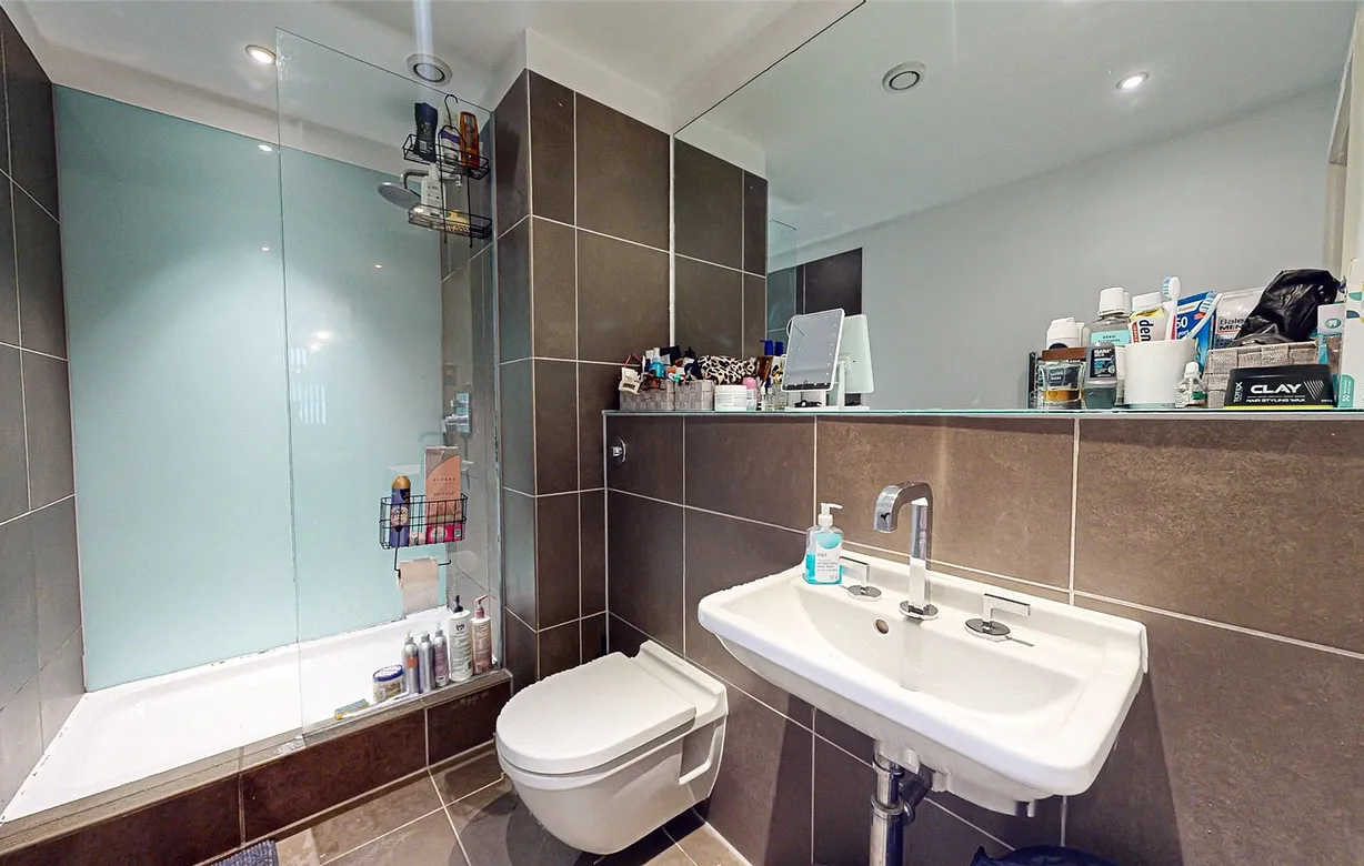 2 bedroom apartment for sale - Bentley Hurst