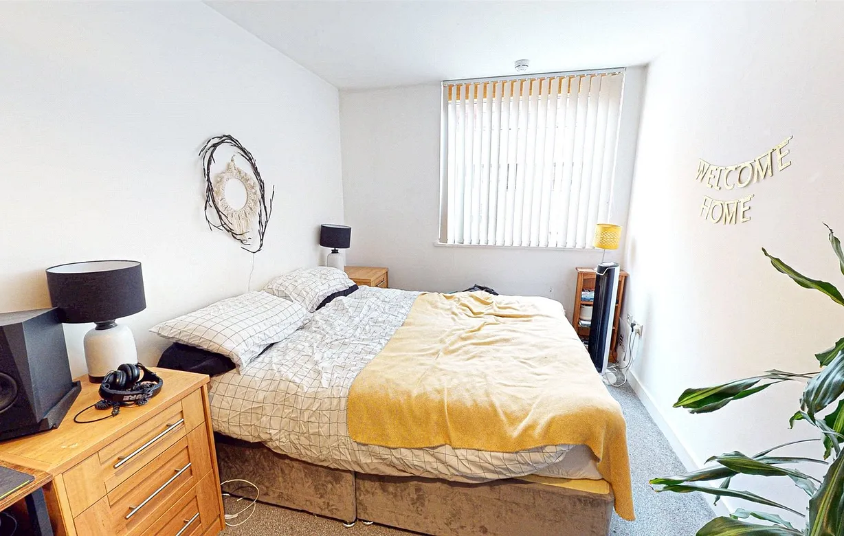 2 bedroom apartment for sale - Bentley Hurst