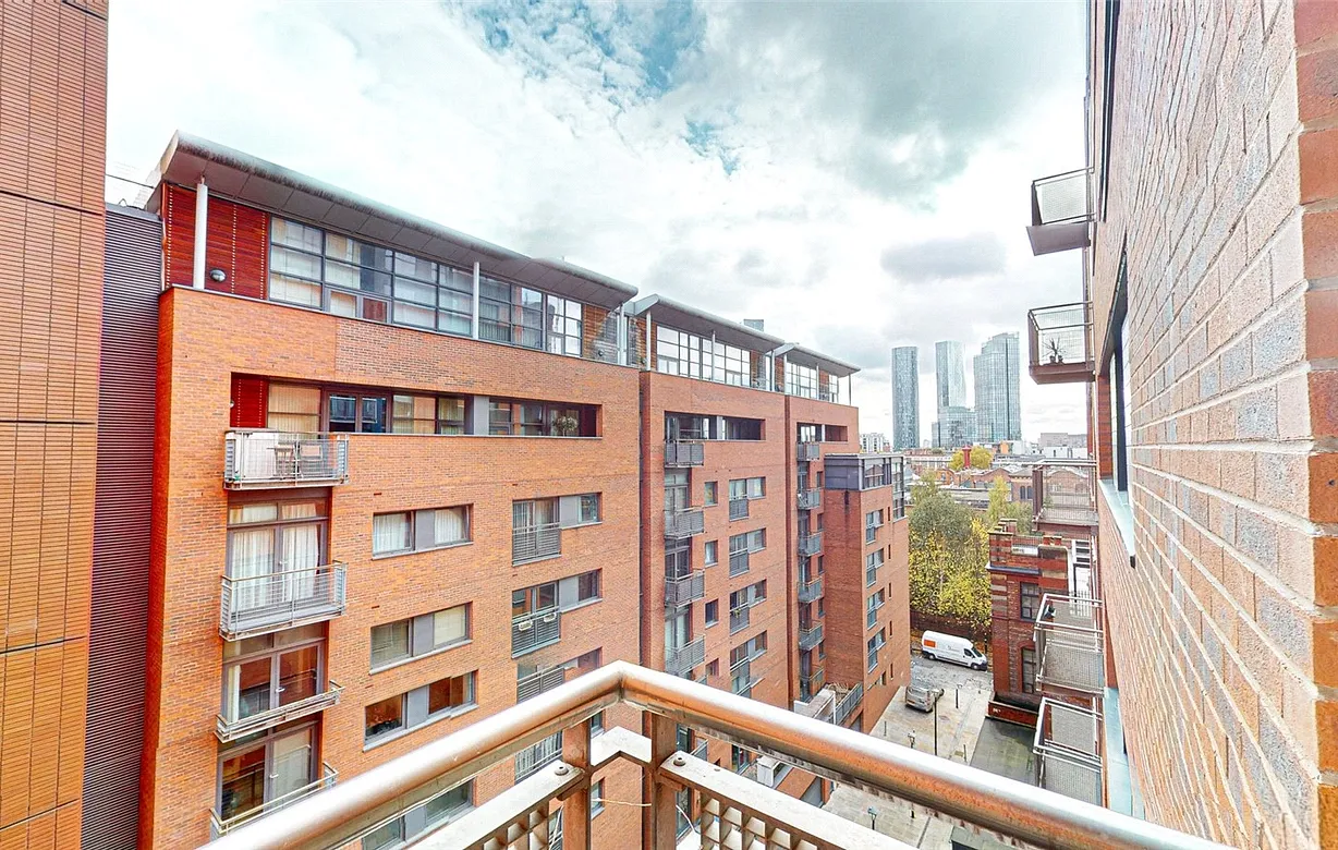 2 bedroom apartment for sale - Bentley Hurst